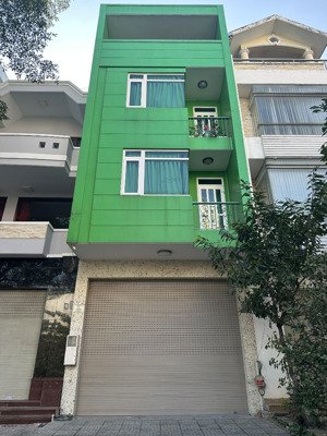 b.án n.hà,nhỉnh 20 tỷ,hxh,6x21 5 tầng,gần h.q.việt,q7