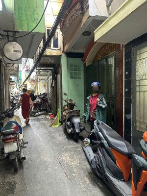 chỉ 4,3 tỷ - nhà 5 tầng 7pn 9wc trong bùi viện - doanh thu hơn 30 triệu/ tháng