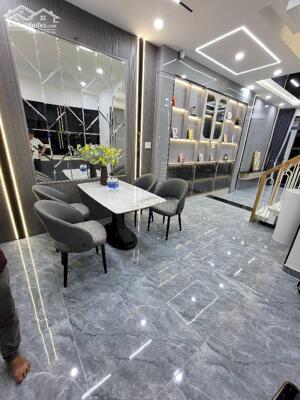 Bán nhà HXH Huỳnh Văn Nghệ ô tô ngủ trong nhà sát Emart Phan Huy Ích tặng full NT nhỉnh 3tỷ