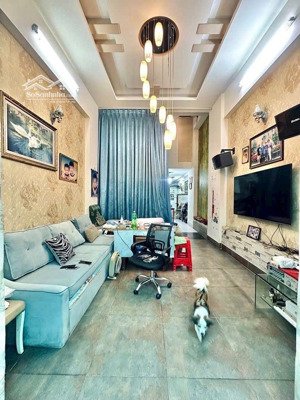 sát mặt tiền phan huy ích tân bình -nhà đẹp 4 tầng - dt 4mx17m - ô tô đỗ cửa - sổ vuông a4