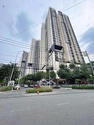 nhà mặt tiền hẻm 285, sổ đẹp - cách mạng tháng 8 - 4.5x13.5 (60m2), 4tầng - 22tỷ