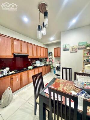 Hẻm xe hơi Phan Xích Long, Phú Nhuận, 54m2,nở hậu, nhà đẹp ở ngay, 2 Tầng, 2Pn, 9.45 Tỷ