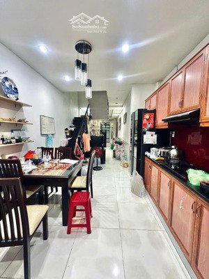 hẻm xe hơi phan xích long, phú nhuận, 54m2, sổ nở hậu, nhà đẹp ở ngay, 2 tầng, 2pn, nhỉnh 9 tỷ