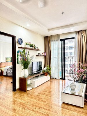 cho thuê căn hộ t18 time city, diện tích 83m2* 2 phòng ngủ* full nội thất, giá 15.5 tr/ tháng.