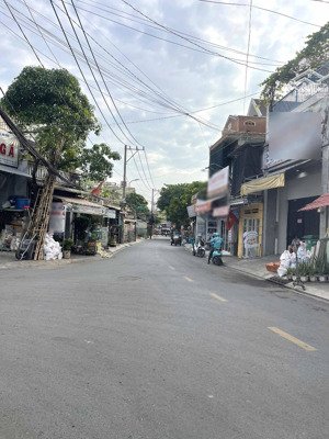 mặt tiền kinh doanh gần trường hoa lư 186m² giá chỉ 8.5 tỷ (~40tr/m) siêu rẻ