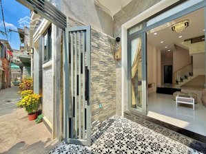 view landmark 81 nhà mới đẹp võ duy ninh 4 tầng full nội thất 7.8 tỷ