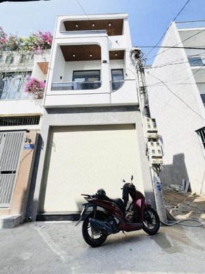 Chủ Gửi Bán Nhà 1 Trệt 1 Lầu Phường Biên Hoà( Tân Vạn Củ). Dt: 4x17=67,3m2. Giá: 3tỷ150