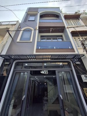 bán nhà 117/ phạm văn đồng, phường 3 gò vấp. giá 9,3 tỷ 