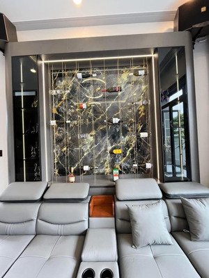 bán chdv nguyễn trọng tuyển, phường 2 tân bình (4*15,5m) - 4 tầng giáp sân bay