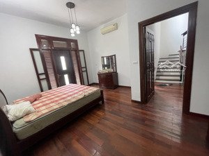 chính chủ cần bán biệt thư lk mỹ đình dt 100m mt 8m giá39ty mtgmt