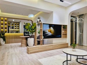 bán gấp ch park view dt 103m2, 3pn, 2wc pmh, nhà đẹp mới 100%. giá 9tỷ6 thương lượng. lh 