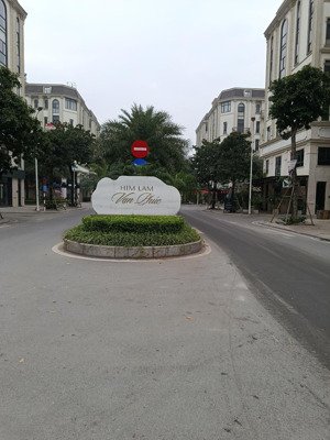 chính chủ bán nhà đẹp văn khê - 50m2 kinh doanh gần aeon mall , giá hợp lý 17,3 tỷ