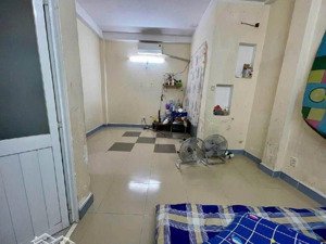 shr- 6,98 tỷ - hẻm xe hơi thông - thái phiên q11 - 4 tầng - giáp q6 5 phút ra đầm sen