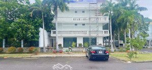 khách sạn , góc 2 mặt tiền kdt an viên _ ra biển : hơn 150m đang sẵn dòng tiền cho thuê giá : 48 tỷ