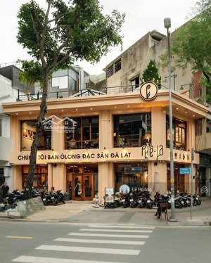 bán nhà góc 2 mặt tiền nguyễn trãi, p. nct, quận 1 - 4,5x20m - 3 tầng - hđt: 110tr/th - giá 37 tỷ