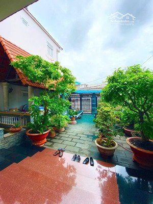 bán nhà biệt thự ngay trung tâm đường 9 linh tây - sát phạm văn đồng giá chỉ hơn 60tr/m2.