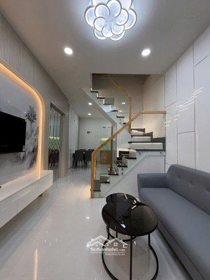 nhà đẹp đón tết - kế bên bàu cát, ni sư huỳnh liên - tân bình