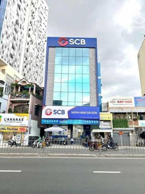 tòa nhà mặt tiền cộng hòa, q. tân bình - dt: 10x30m - hầm 8 tầng - hđt: 300 triệu - giá: 55 tỷ