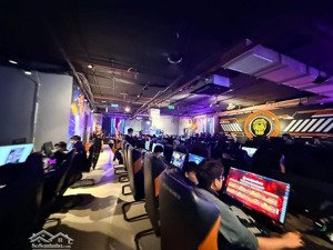 tòa nhà vip mặt phố xuân thủy cầu giấy
dt 382m (~400m/sàn) | 9 tầng + 2 hầm | mt 14m hoàn