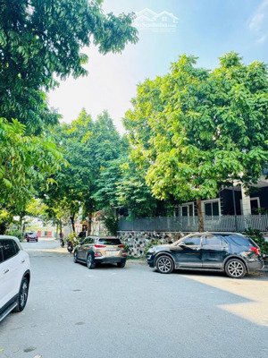 đẹp mê! bán nhà kđt vạn phúc. dt 58m, 4 tầng, kinh doanh, vỉa hè, ô ô tránh, nhà đẹp, giá 15,4 tỷ.