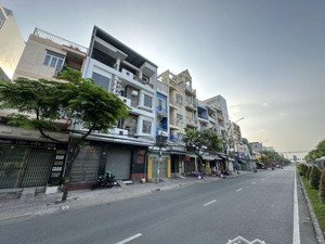 bán nhà riêng 171m2, 11,7 triệu, đẹp nhiều tiện ích tại phan văn hớn, p đông hưng thuận, q12, hcm