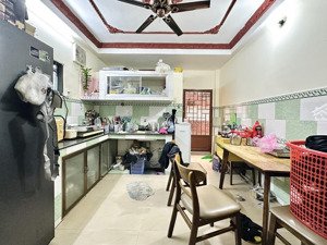 bán nhà mặt phố tại huỳnh tấn phát, 9,7 tỷ, 59m2, mặt tiền 5.9m, thu nhập 30tr/thang