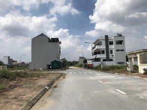 bán đất đấu giá 110m2 - cầu lọc - ngọc tảo - phúc thọ - mặt tiền 8m, đường rộng.