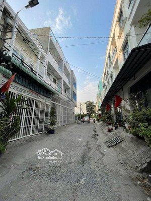 nhà 4 tầng - 52m2 -hẻm 7m thông - cách 3 căn ra mặt tiền võ văn kiệt - 50m đến trường thcs btân