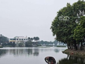 toà khách sạn 16 tầng mặt phố cửa bắc 170m mt8m 165 tỷ dòng tiền 500 tr/th, view hồ tây thơ mộng.