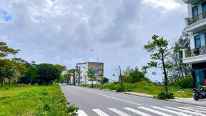 bán lô shophouse trục chính fpt view kênh trung tâm