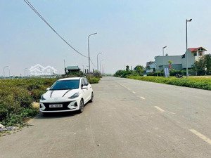 bán gấp giá cực tốt chỉ 16xtr/m2 có 80m2 tái định cư -lê xá ( ~ 1km đầy đủ tiện ích vin cổ loa)