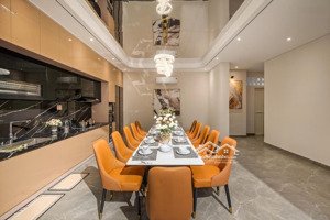 duy nhất 1 căn cắt lỗ bt 4t 6pn view sông hàn 200m2 mt10m full ntccsẵn150tr/t cách biển 1km lh ngay