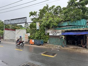 cần bán nhà mặt tiền 1033 xô viết nghệ tĩnh, khu thanh đa, bình thạnh. dt 1700m2, giáp sông sg