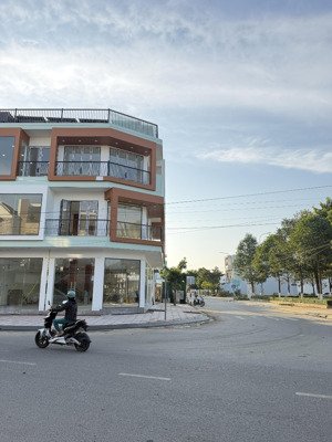 bán lô đất giáp dãy thành cổ trục đường ngô gia tự 16m giá tốt nhất thị trường