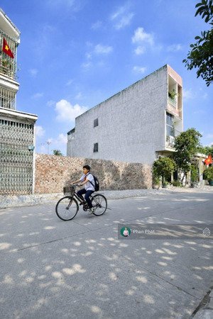 bán đất hà nội chính chủ 83.8m2 chỉ hơn 1.5 tỷ, đường ô tô mt gần 6m