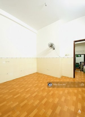 bán nhà phan văn trị q5-45m2( 4 x 12 ) 2tầng-giá 8.5tỷ oto 7 chỗ vô nhà giáp q1