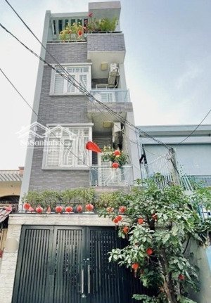 * bán nhà 4 tầng mặt tiền mới đẹp ở ngay phó đức chính giáp quận 1 _ 73 m2 giảm còn 14 tỷ gồm 5 pn