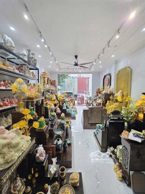 liền kề vạn phúc -vị trí đẹp -mặt tiền 5m hàng hiếm -vỉa hè -ô tô tránh- thang máy - kd