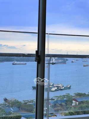 chính chủ bán sky 89 quận 7- 1pn- tầng đẹp view trực diện sông- full nội thất mới - đã nhận sổ hồng