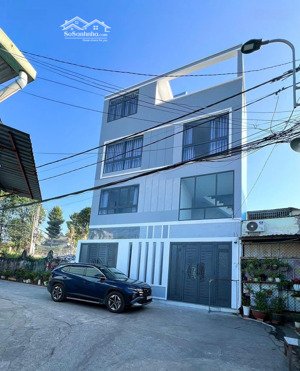 bán nhà đường số 102 lã xuân oai 1tr2l 4pn 60m2 đường ô tô 6,8 tỷ