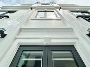 Nhỉnh 8ty,có Nhà Khu Vip đoàn Thị điểm Sát Hẻ Xe Tải Thông Phan Xích Long,phú Nhuận