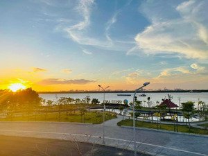 chủ cần bán gấp vị trí đầu tư tốt, đẹp, giá đầu tư. lh 