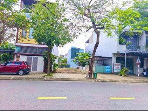 bán đất đường 10m5 văn tiến dũng vị trí: đường văn tiến dũng, đường rộng 10m5. số nhà 573