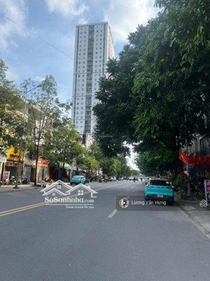 bán toà văn phòng kđt văn khê,hà đông dt 139m2 6 tầng phân lô cho thuê 60 triệu/tháng giá 39 tỷ