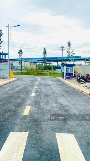 khách kẹt tiền bán hòa vốn lô 100m2 view công viên chỉ 4 tỷ. lh tuấn 