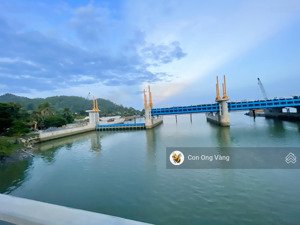 - bán đất view sông ngô đến xây dựng tự do lh : 