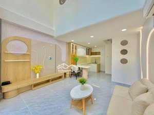 nhà mới giáp q1 cây cầu - dọn vào ở ngay - bao sang tên - tặng full nội thất - chỉ 6.x tỷ