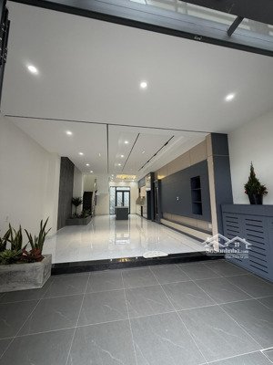 bán nhà 3 tầng hiện đại mặt tiền đường bùi phùng(b1 cũ) vcn phước hải trung tâm nha trang