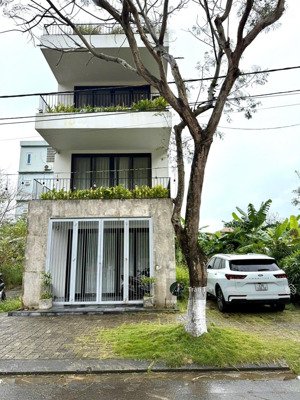 căn nhà 3 tầng mặt tiền đường hà tông huân - đầu tuyến sơn trà - cách biển 400m