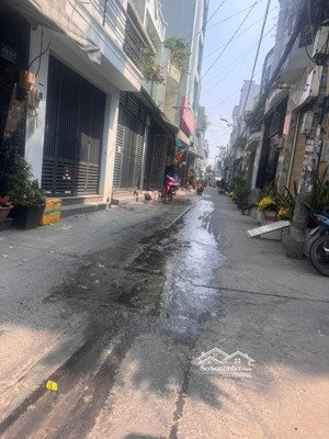 bán gấp đất thổ tân phú 68m2 chỉ 4.9 tỷ hẻm 4m trịnh đình trọng, lh: 